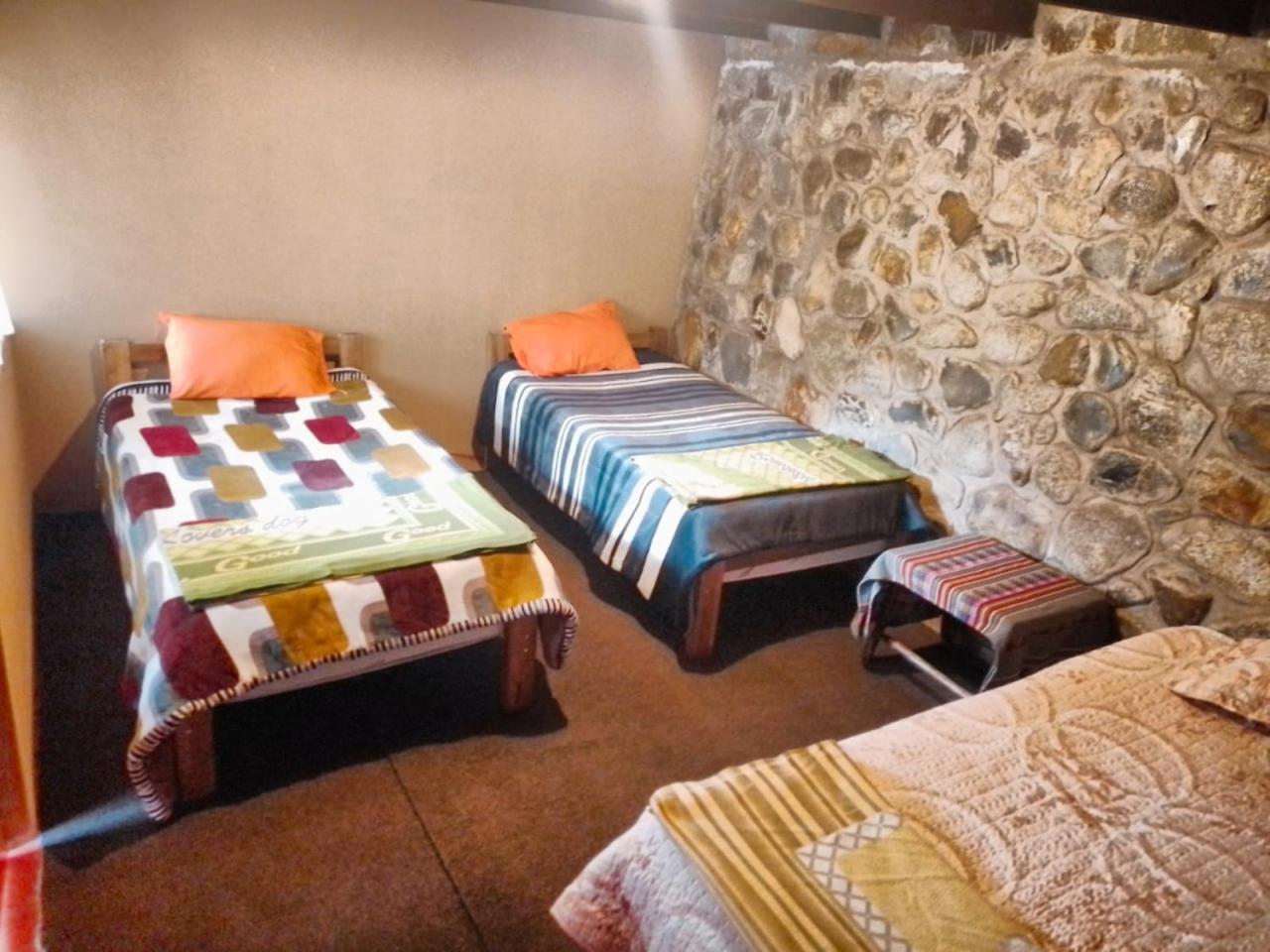 Hostel Samana Wasi Chaullay クスコ エクステリア 写真