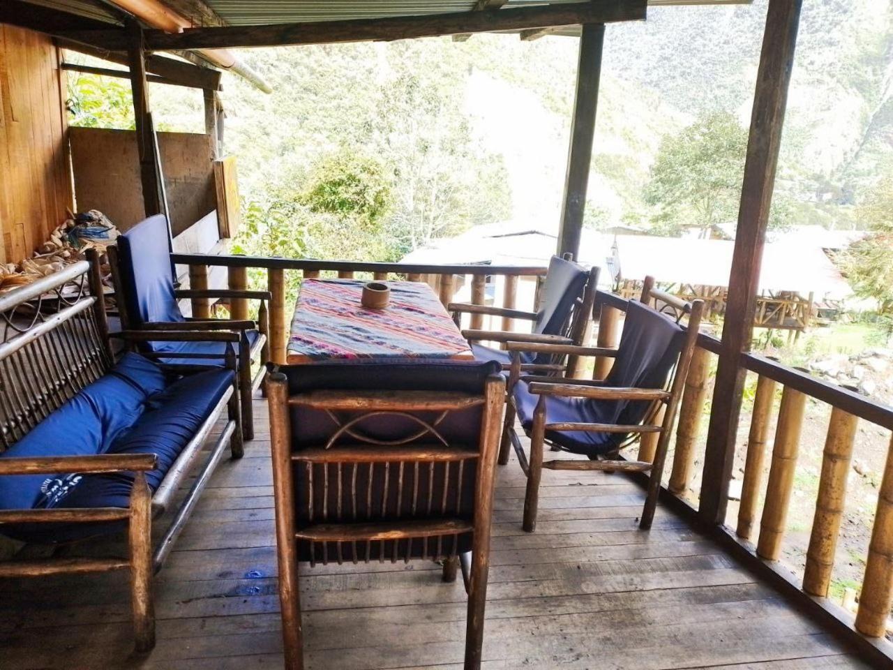 Hostel Samana Wasi Chaullay クスコ エクステリア 写真
